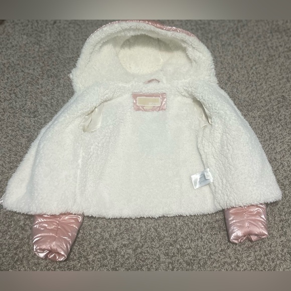 Michael Kors girls faux fur lined puffer zip up jacket - Picture 5 of 8